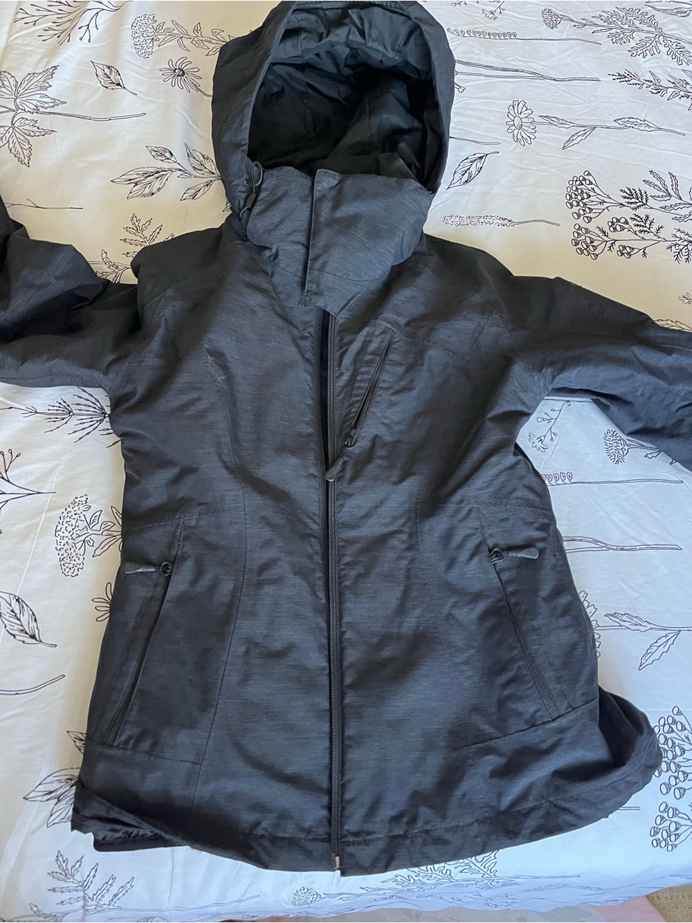 North face Women’s Insulated Hooded Jacket - Black